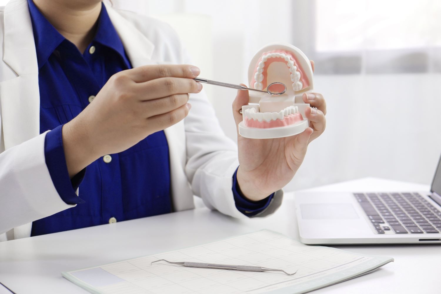 Read more about the article 牙齒矯正時間要多久？擁有完美笑容並不難