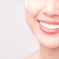 white-teeth-2023-05-16-16-21-20-utc (1)